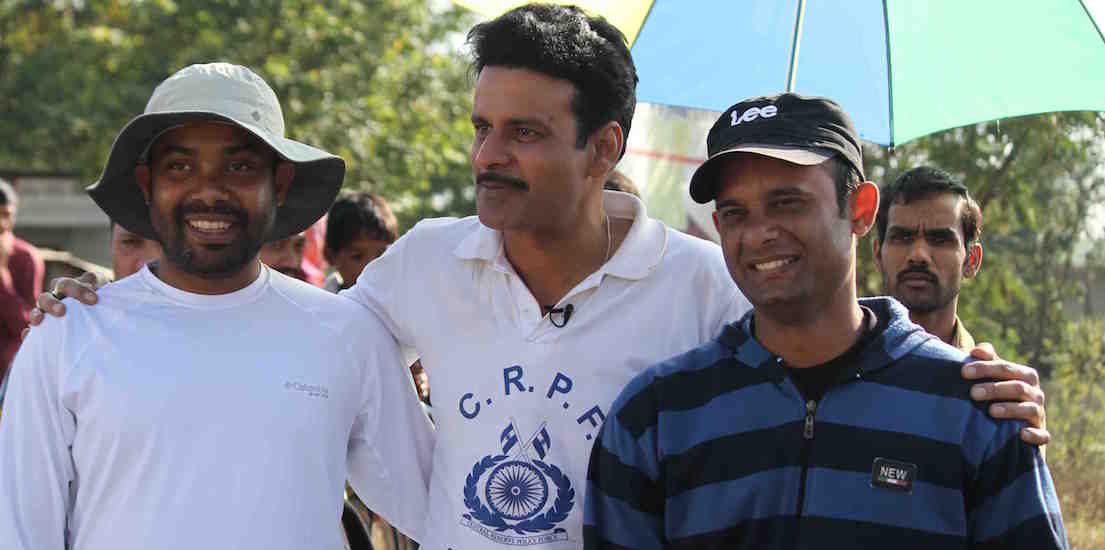 Soumendra Padhi (Extreme Right) with Manoj Bajpayee